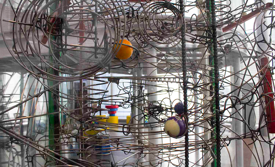 Gravitram | Questacon - The National Science and ...