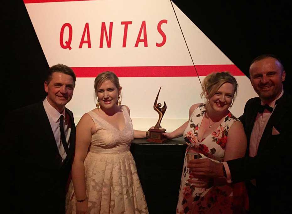 Questacon-and-ACT-Chief-Minister-celebrates-win_0.jpg